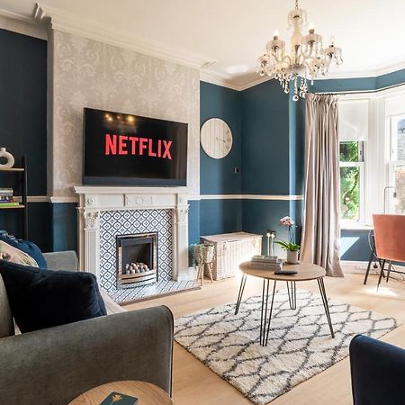 Beautiful 3 Bedroom Townhouse Harrogate Exterior photo