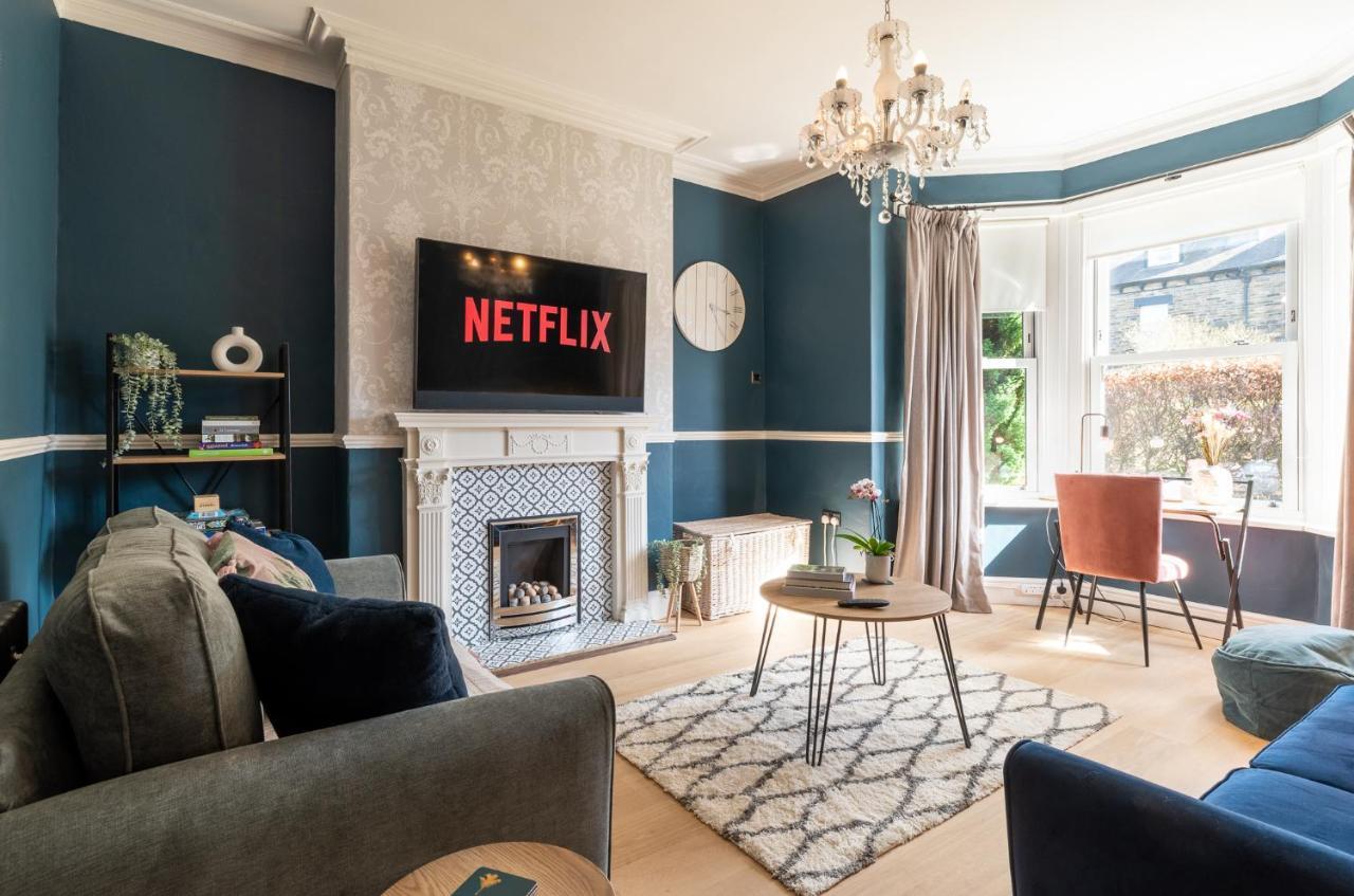 Beautiful 3 Bedroom Townhouse Harrogate Exterior photo